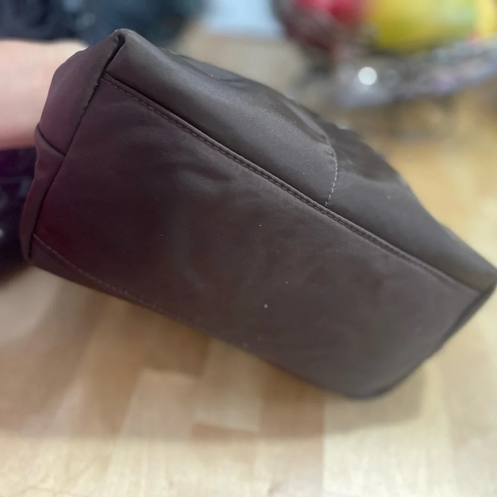 Dooney & Bourke dillen nylon hobo - Picture 9 of 9